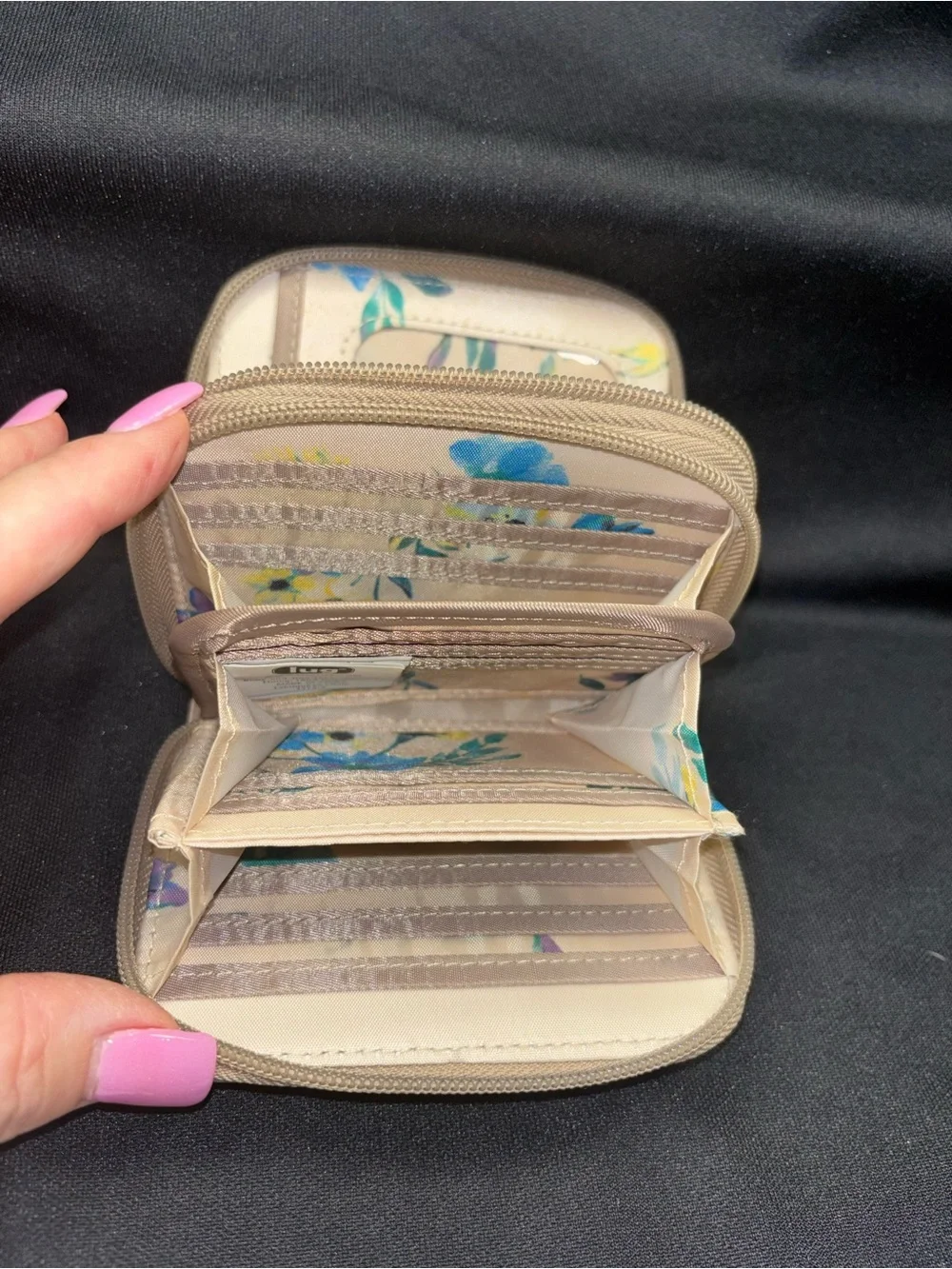 NWT Lug SPLITS Wallet in SAND with BOUQUET CREAM Lining